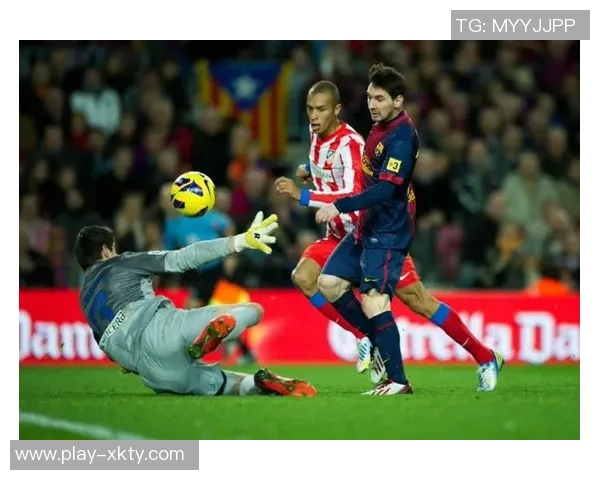 拉尔森谈梅西超越罗纳尔迪尼奥的难度与C罗的疯狂表现